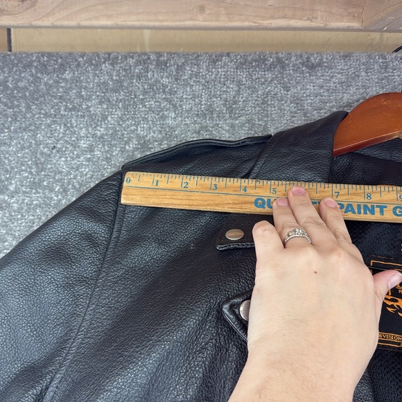 Milwaukee Long Sleeve Zip Motorcycle Jacket Black Leather Men XL Zip Out Liner - Picture 14 of 15